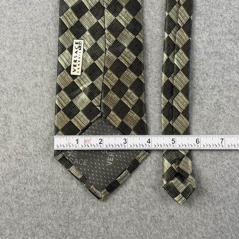 Vintage Versace Classic V2 Silk Tie Gray Silver Checkerboard Italy 58x4" - Picture 4 of 6